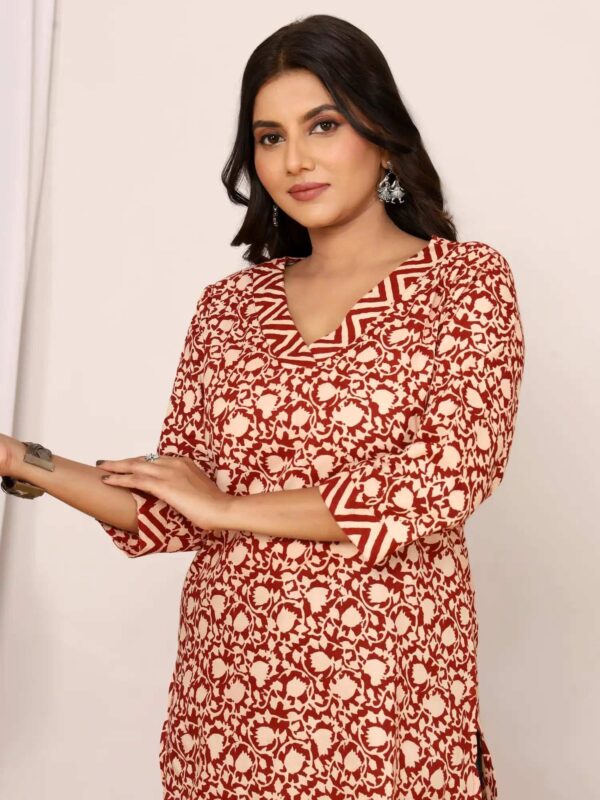 Beige & Maroon Sanganeri Cotton Top - Image 6